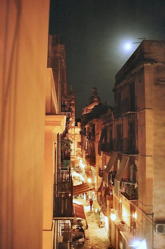 Lt Appartamento Teatro Massimo Palermo Exterior photo