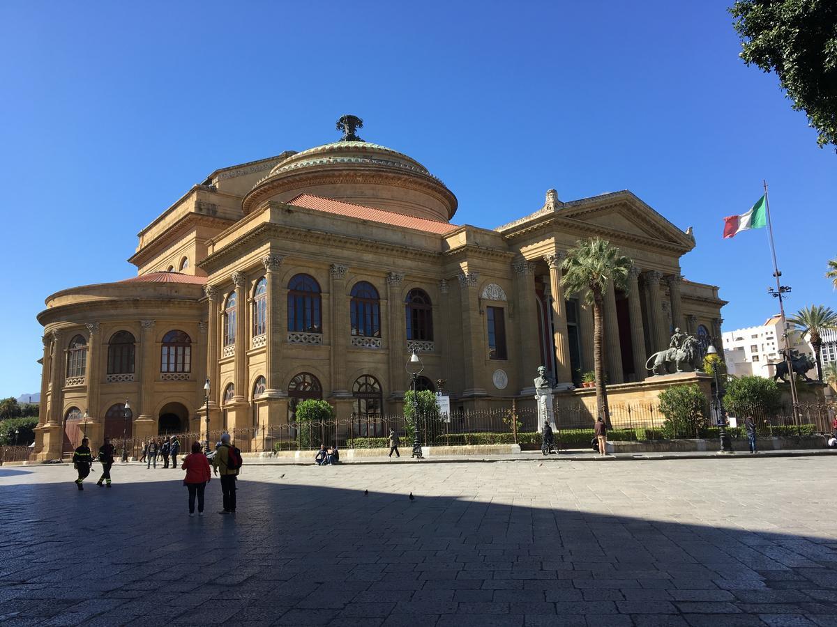 Lt Appartamento Teatro Massimo Palermo Exterior photo